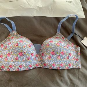 KNIX Wingwoman Size 3 NWT